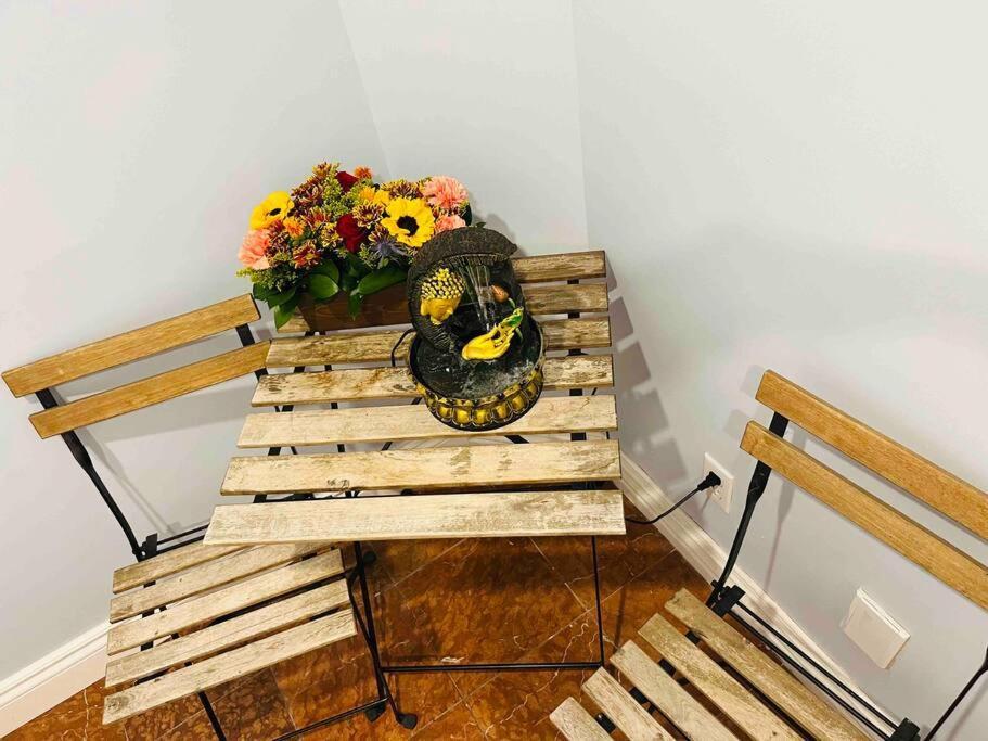 Emily's Charming House-close By Dt And Dix30-free Parking * Brossard